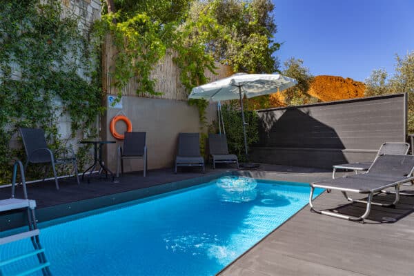 Blissful Residence with Pool IMG 9907